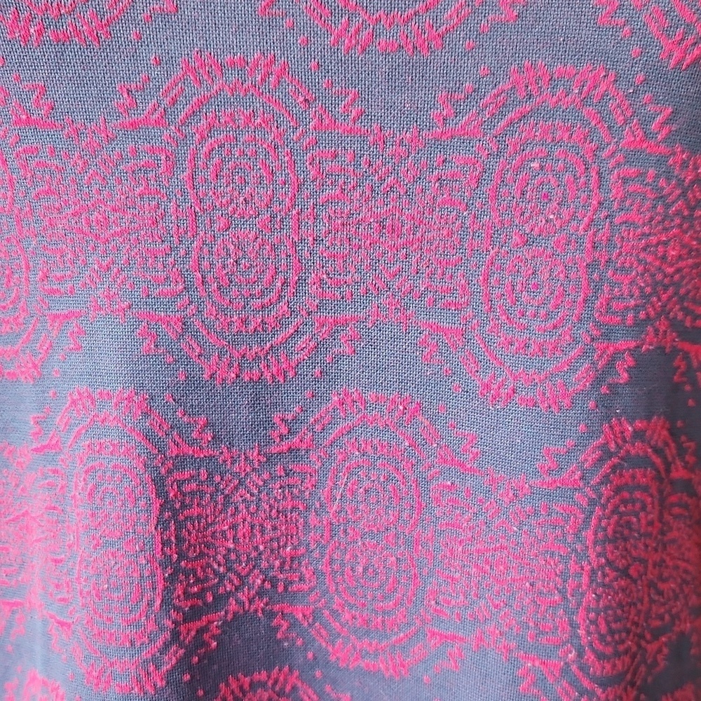 LuLaRoe Grey & Pink Scoop Neck Top - Picture 6 of 10
